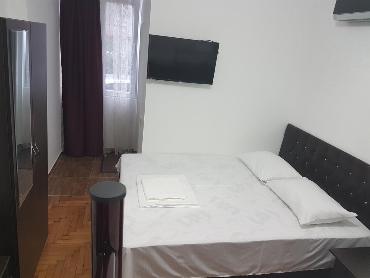 Pheria Batumi Exterior foto